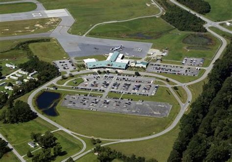 Carolina Colours Coastal Carolina Regional Airport Contributes To