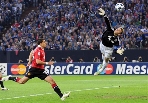 By installing our extension, you get beautiful color backgrounds with which you can have fun while your working with browser. Goalkeeper Saves Wallpapers - Wallpaper Cave