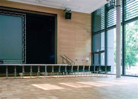 Jetzt die passende wohnung finden! Stadthalle Neuenburg vor dem Walde (DE) | Woodwork AG