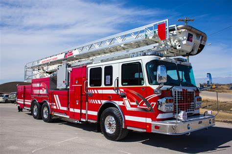 Bronto Skylift 116 Rlp Fort Garry Fire Trucks Fire And Rescue
