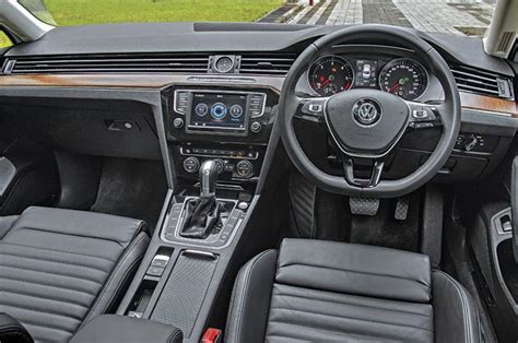 2017 Volkswagen Passat Review Test Drive Prices Specifications
