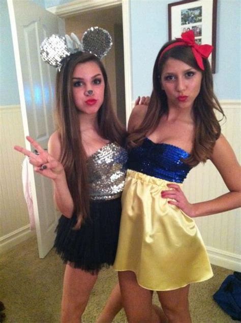 20 Best Friend Halloween Costumes For Girls