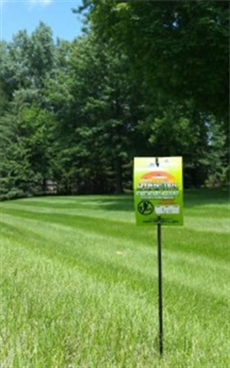 If your waterloo, se1 property is being plagued by pests then now is the time to act. Request a Free Estimate | Lawn-Tek Lawn Care & Landscape