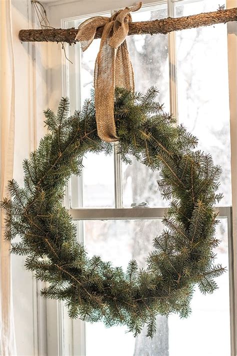 Can you use command strips on windows? DIY Wreaths for the Holidays that Won't Cost you a Cent ...