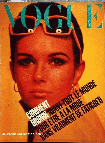 Nicole De La Marge Vogue Magazine May 1966 Cover Photo France
