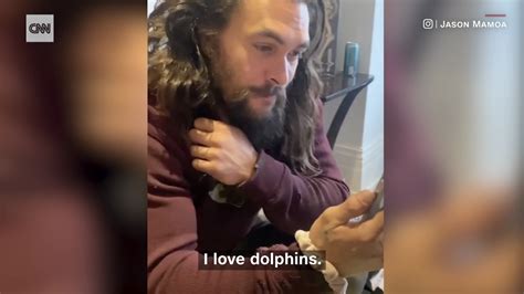 Jason Momoa Surprises Fan After Priceless Aquaman Reaction Cnn Video