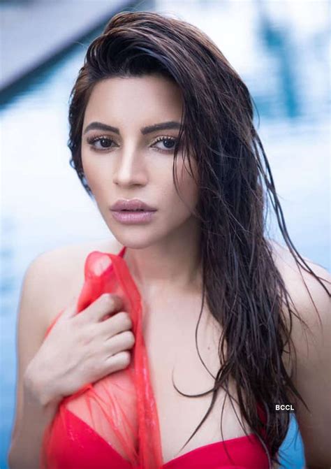 Tv Actress Shama Sikanders Sultry Photoshoots Shake Up The Internet
