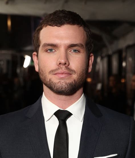 I live in italy, i usually write about management, business and sometimes entrepreneurship. Austin Swift at Live by Night Premiere in LA January 2017 ...