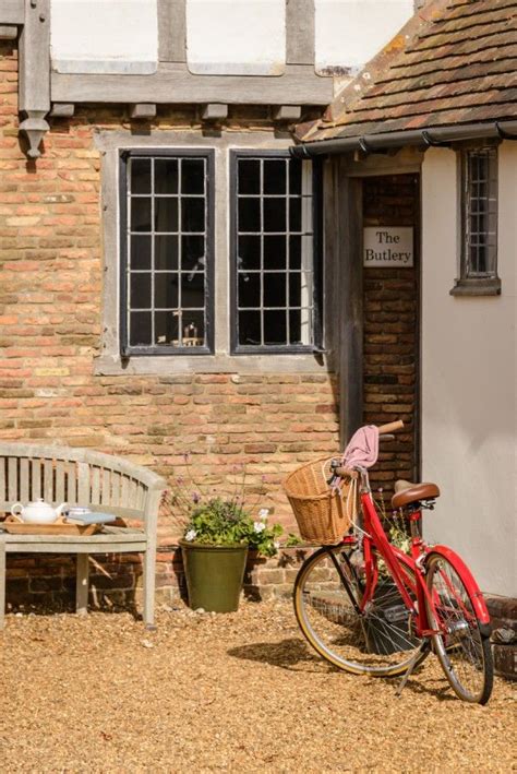 See traveler reviews, candid photos and great deals on cottages in kent on tripadvisor. Sandwich Bay Beach Cottage, The Butlery in Kent | Beach ...