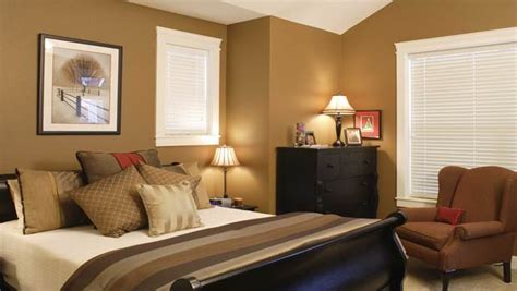 White walls open the space and make a room appear larger than it is. Best paint colors for bedroom - 12 beautiful colors