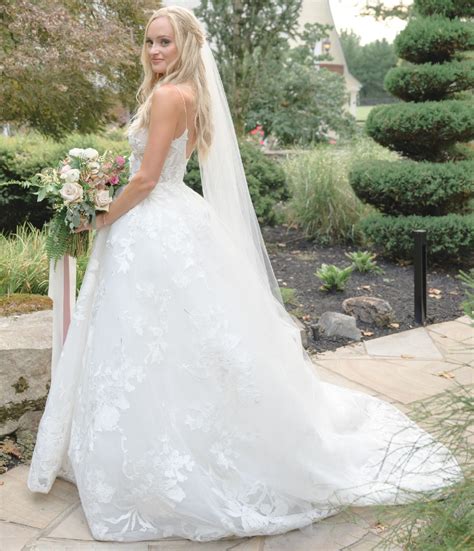 Monique Lhuillier Maeve Wedding Dress Save 43 Stillwhite