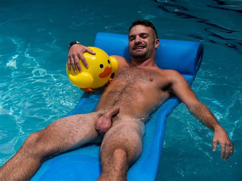 A POOL BOY FOR THE END OF SUMMER Daily Squirt