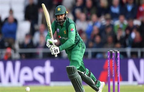 کرکٹ ورلڈ کپ آسٹریلیا نے پاکستان کو 41 رنز سے شکست دے دی