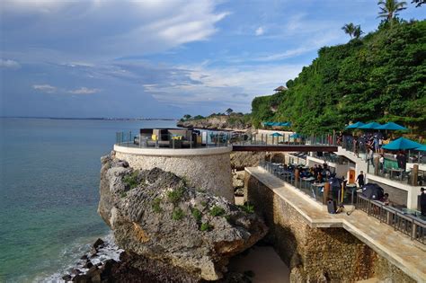The Rock Bar At Ayana Resort Bali Scenes From Nadine