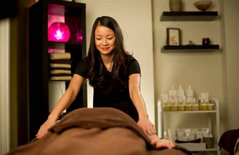 Sakura Massage Contacts Location And Reviews Zarimassage