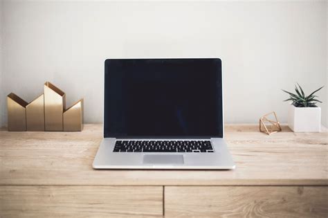 If your chromebook has a touchscreen, here are some actions you can take on it: How to Fix a Computer That Won't Turn On