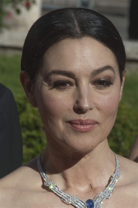 This is the official instagram of monica bellucci, managed by karin models. You Monica Bellucci Makeup - Mugeek Vidalondon