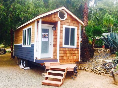 Carriage Houses Nw Builds Both Custom And Homeless Tiny