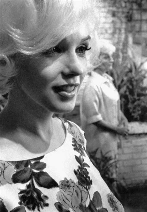 Infinitemarilynmonroe Marilyn Monroe On The Set Pretty When You Cry Marylin Monroe Style