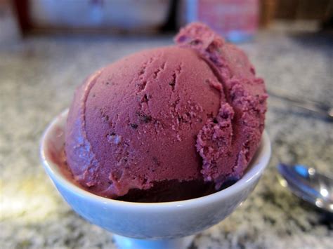 Minutes To Blueberry Heaven Blueberry Frozen Yoghurt Ice Cream Nation