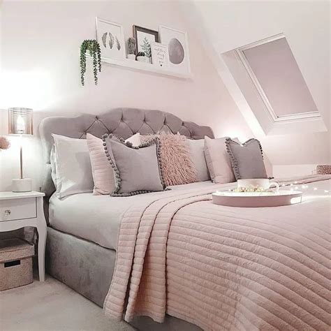 Bedroom Design Grey And Pink