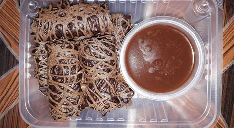 Harap maaf kekangan masa membuatkan sis biarkan blog ini bersawang lamanya. Lelaki Ini 'Terbuat Duit' Dengan 'Roti Jala Sos Coklat ...