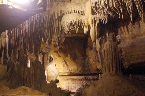 Crystal Onyx Caves To Visit In Kentucky Flavorverse