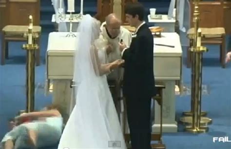 Video Check Out This Collection Of The Years Funniest Wedding Fails Complex