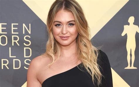 Iskra Lawrence Shows Off Her Phenomenal Figure In A Skimpy Bikini Black Bikini Body Positivity