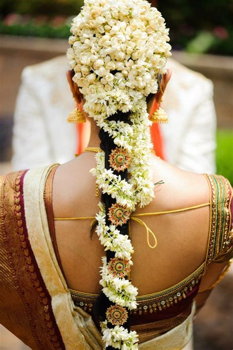 Jasmine In The Hair Indian Bridal Hairstyles South Indian Bride