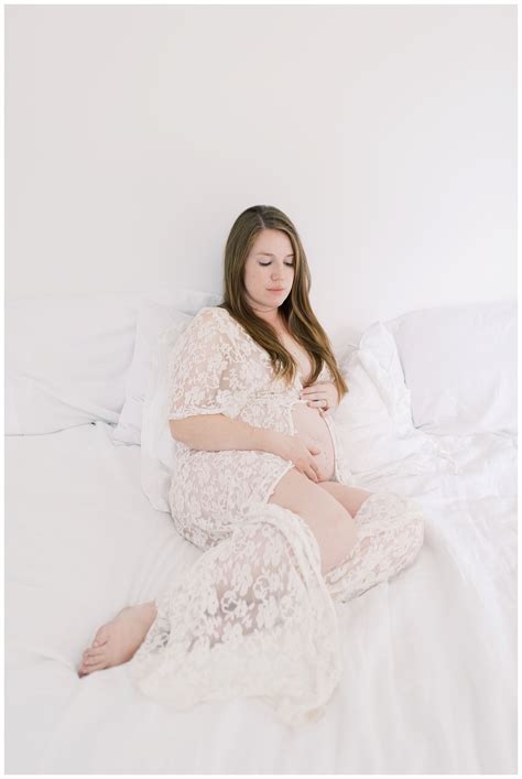Boudoir Maternity Photography Capturing The Beauty Of Pregnancy