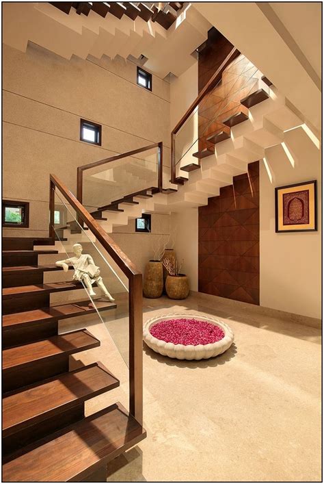 Pin By Omar Kalson On Staircase Designs In 2020 Home Stairs Design