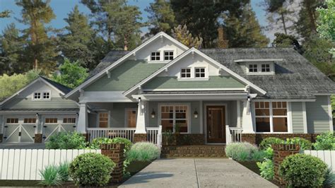 In general, california bungalows tend to be smaller in size, where greene and greene craftsman houses trend towards larger sizes and are sometimes referred to as super bungalows. Craftsman Style House Plans with Porches Craftsman House ...