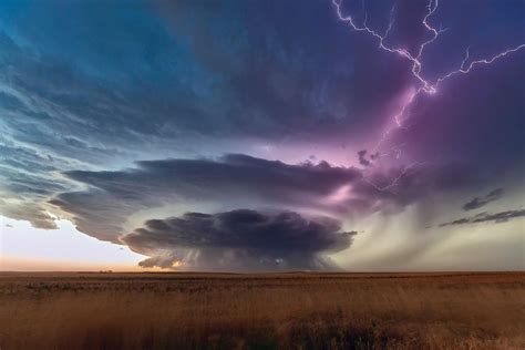 Excelente Y Hermosa Foto De Una Tormenta Nubes Fotos Fotografia