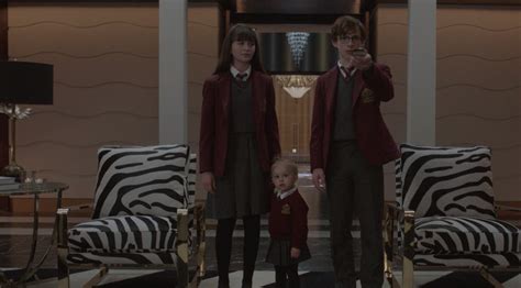 a series of unfortunate events season 2 teaser reveals a march premiere date olaf s new looks