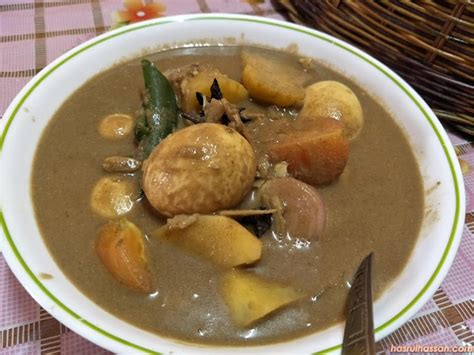 Dah tau nak berbuka apa karang? Resepi Kurma Telur. Sesekali Suami Masaklah Untuk Keluarga