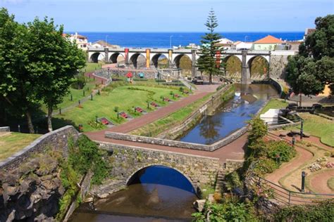 The islands of the azores are located in the atlantic ocean between europe and america. It's all about the weather - a brief introduction to the ...