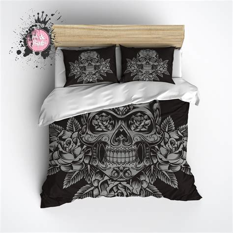 Grey Skull and Roses on Slate Duvet Bedding Sets | Duvet bedding sets, Bedding sets, Skull bedding