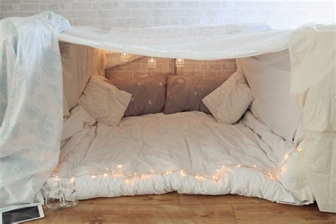 Cosy Fort Little Winter Sleepover Room Indoor Forts Blanket Fort