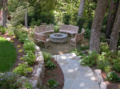 Wenn sie ein inselbeet anlegen möchten, sollten sie die umrisse dem stil des gartens anpassen. 30 Gartengestaltung Ideen - Der Traumgarten zu Hause
