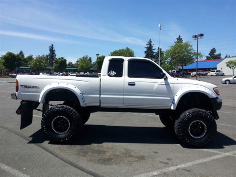 Request a dealer quote or view used cars at msn autos. 2000 Toyota Tacoma Photos, Informations, Articles ...