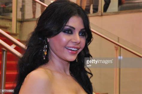 Pop Star Haifa Wehbe Fotografías E Imágenes De Stock Getty Images