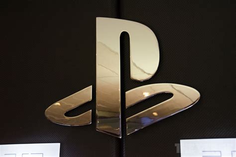 New Playstation Will Expand Social Features Could