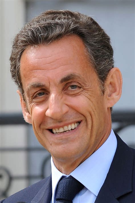 Fostul presedinte francez este judecat pentru coruptie, o premiera in istoria postbelica a frantei. People - Nicolas Sarkozy