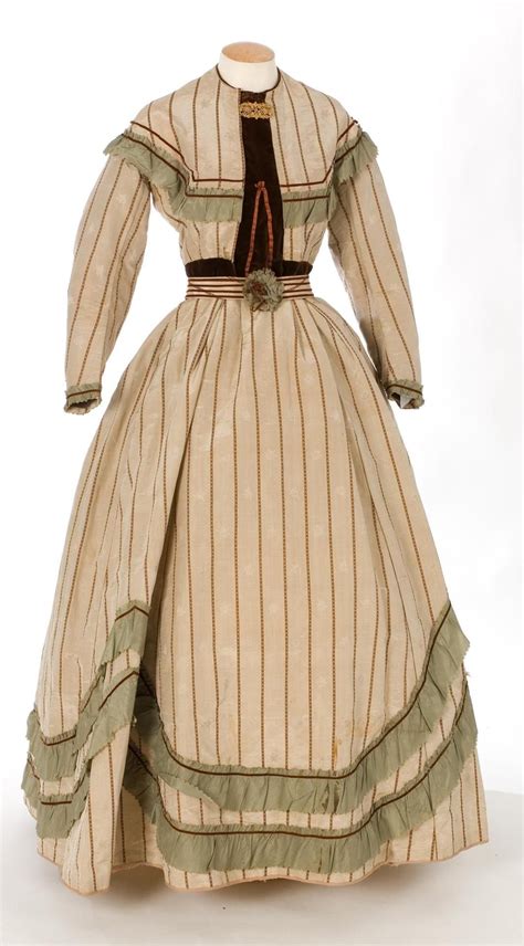 1850 1860 Beige Dress With Moss Green Trimming Via Imatex Antique