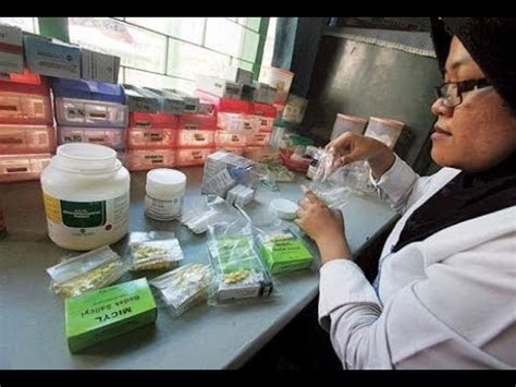 Desyifa.com akan memberitahukan anda daftar obat pelangsing di apotik yang harganya sangat murah dan juga bisa anda beli obatnya di apotik terdekat untuk melindungi keaslian produk, maka obat pelangsing ini tidak tersedia di apotik manapun diseluruh indonesia dan hanya bisa anda beli secara. Obat mata minus di apotik kimia farma