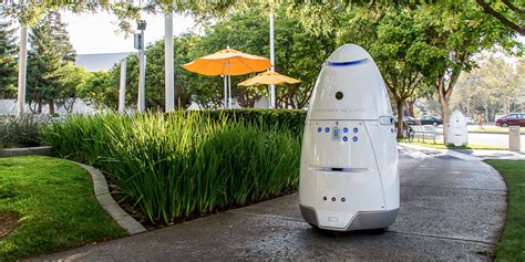 Robot Works In Uber Parking Lot In San Francisco Business Insider
