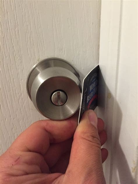 How To Open A Locked Bedroom Door Without Using A Key Quora