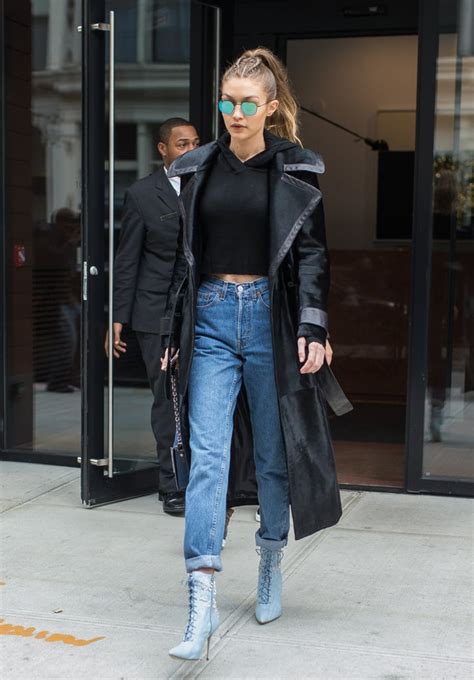 celebrities wearing mom jeans popsugar fashion
