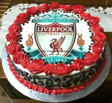 Sugar paste (fondant) liverpool soccer player. My Cupcakelicious: Liverpool Cake